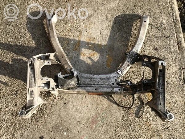 BMW 5 E60 E61 Передняя траверса 