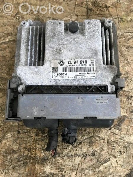 Volkswagen PASSAT B7 Engine control unit/module ECU 