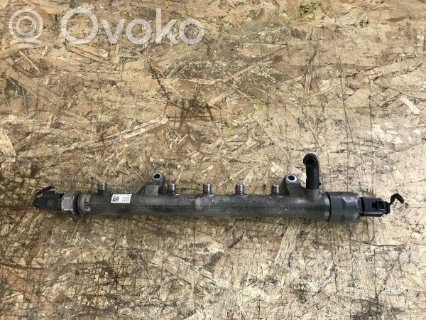 Volkswagen Polo V 6R Fuel main line pipe 