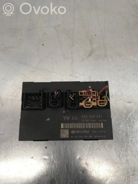 Volkswagen PASSAT B7 Comfort/convenience module 