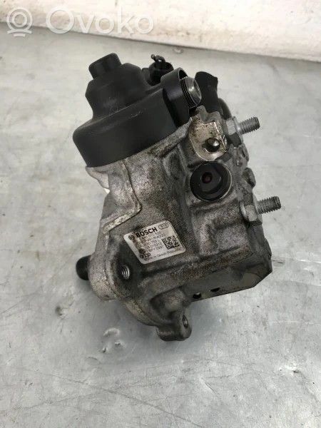 Volkswagen PASSAT B7 Pompa wtryskowa wysokiego ciśnienia 
