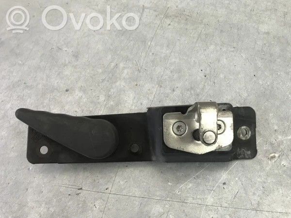 Opel Vivaro Rear door lock 