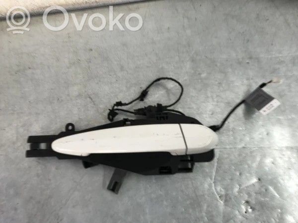 BMW 3 E90 E91 Front door exterior handle 
