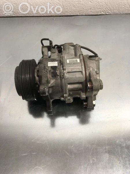 BMW 5 F10 F11 Compresor (bomba) del aire acondicionado (A/C)) 