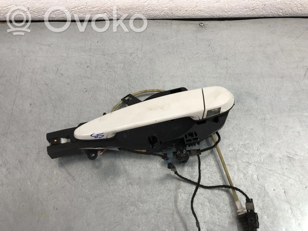 BMW 3 E90 E91 Takaoven ulkokahva 
