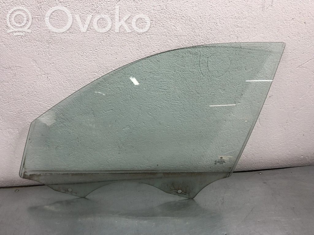BMW 3 E90 E91 Front door window glass four-door 