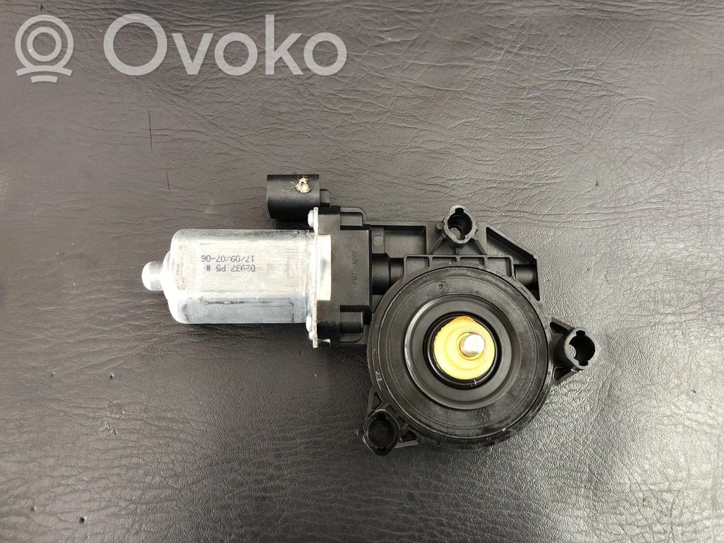 Alfa Romeo 159 Silniczek podnośnika szyby drzwi 