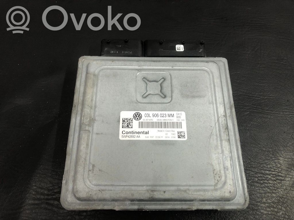 Volkswagen Golf VI Engine control unit/module ECU 