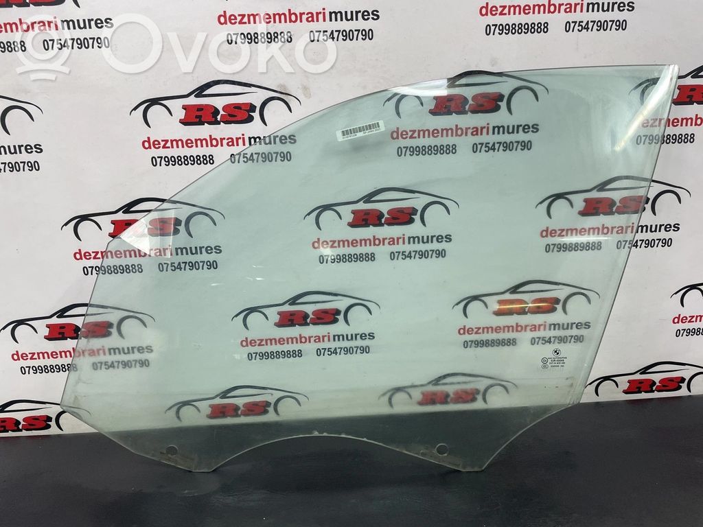 BMW X1 E84 Front door window glass four-door 