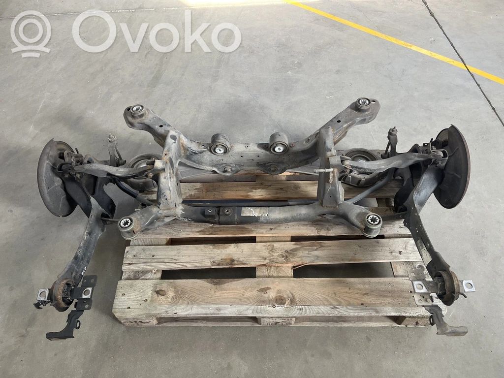 Volvo XC60 Bastidor trasero 