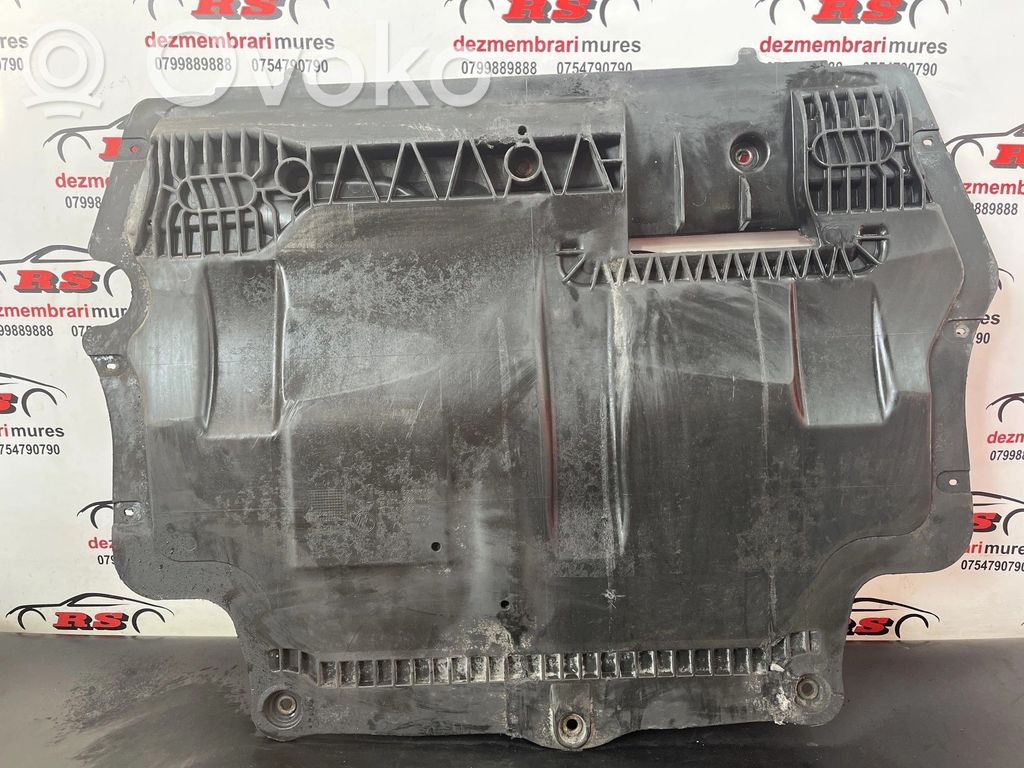 Volkswagen PASSAT B7 Protecție centrală motor 