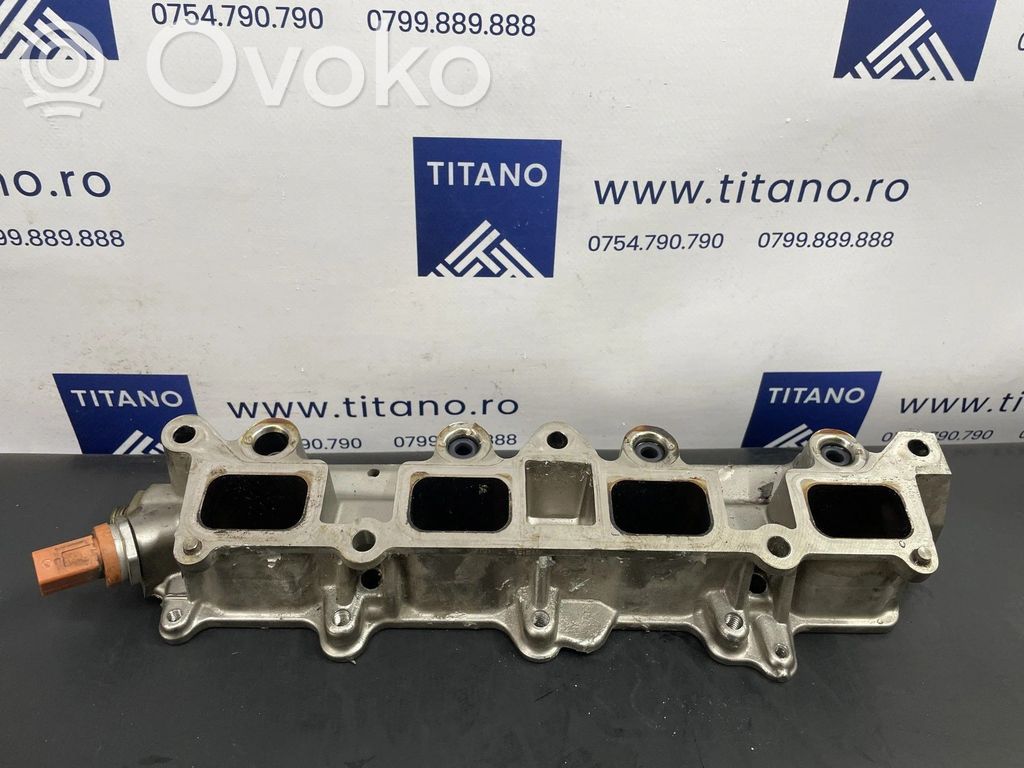 Volkswagen Touran I Rampă alimentare injectoare 