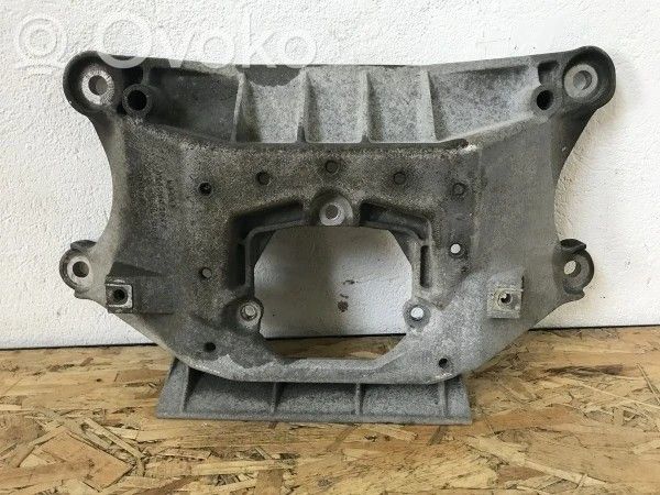 Audi A4 S4 B8 8K Łapa / Mocowanie skrzyni biegów 