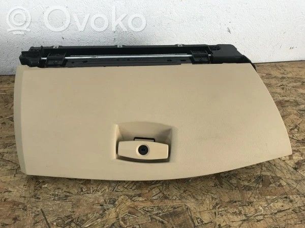 Handschuhfach   81010000,15741