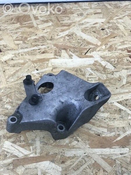 BMW X1 E84 Engine mounting bracket 