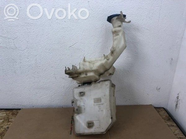 Volkswagen PASSAT B6 Serbatoio/vaschetta liquido lavavetri parabrezza 