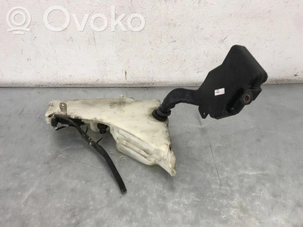 Audi A4 S4 B8 8K Windshield washer fluid reservoir/tank 