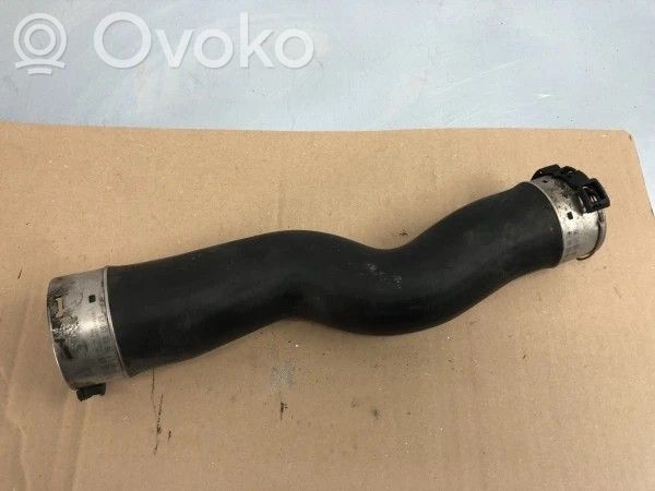 BMW 5 F10 F11 Furtun/conductă intercooler 