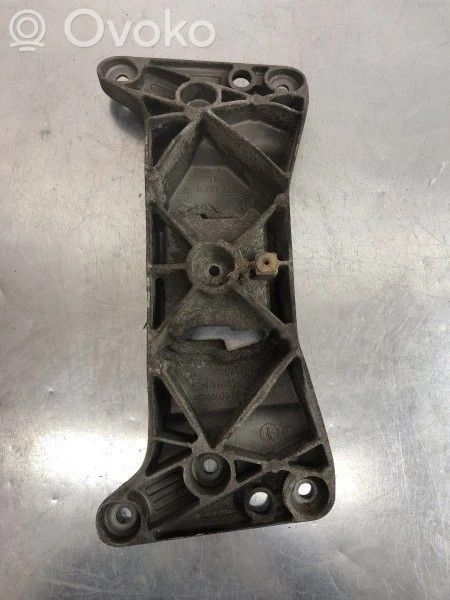 BMW 5 F10 F11 Supporto di montaggio scatola del cambio 