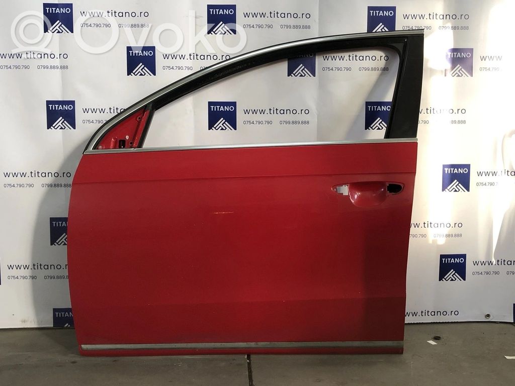 Volkswagen PASSAT B7 Puerta delantera 