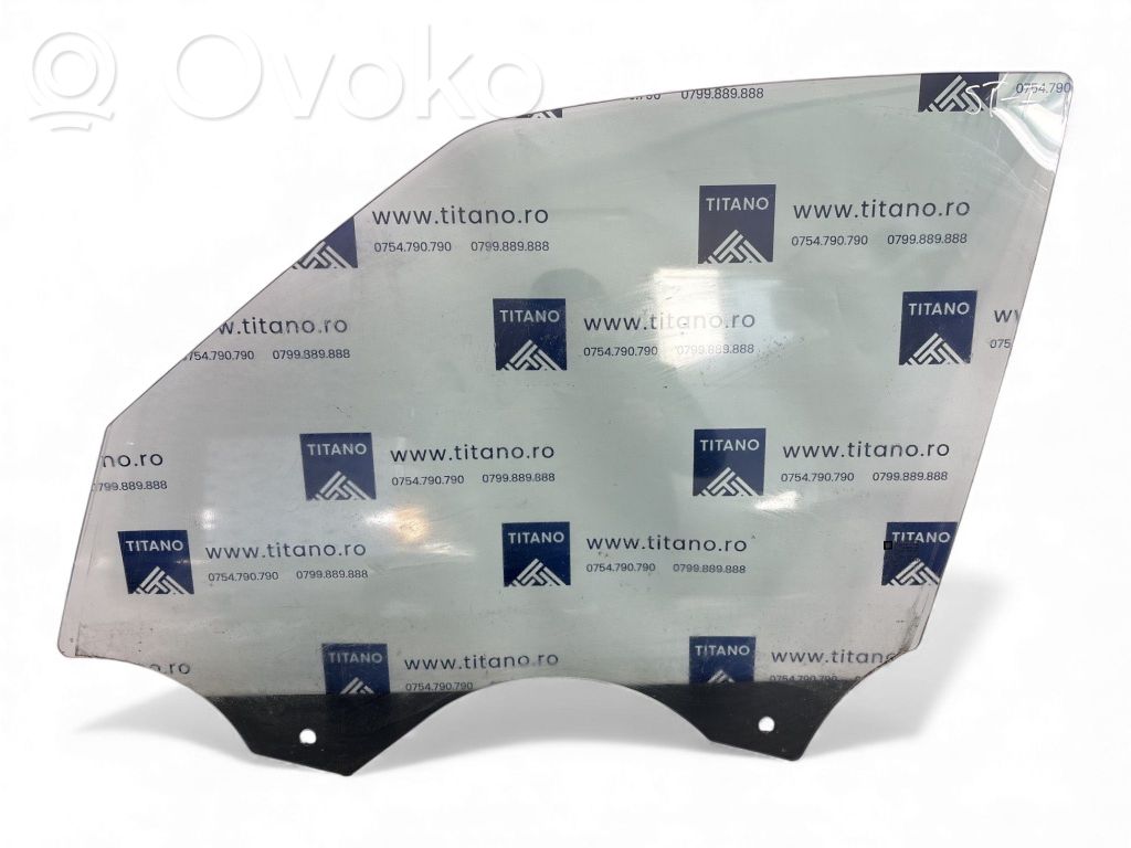 Opel Zafira C Szyba drzwi przednich 