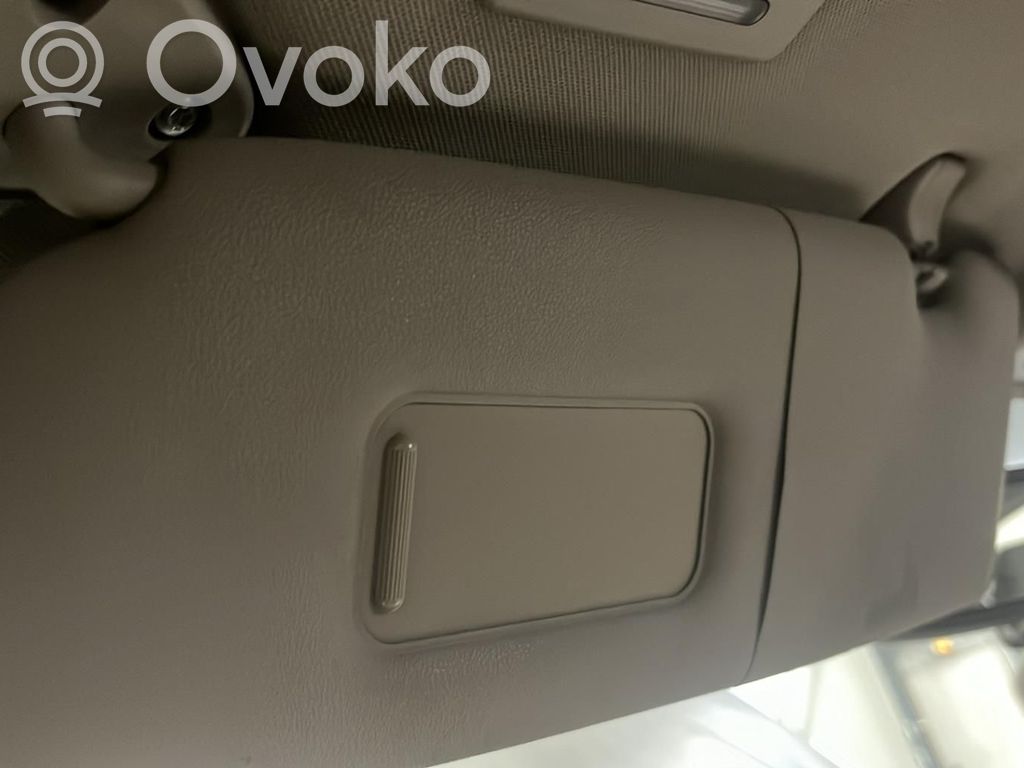 Sun visor