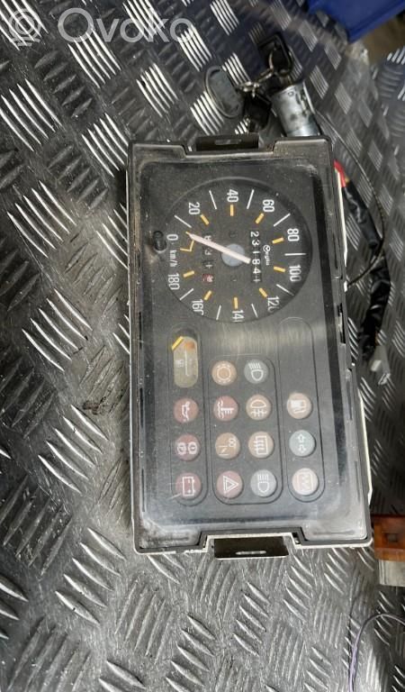 Renault Express Speedometer (instrument cluster) 