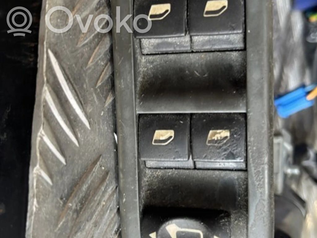 Citroen C5 Interruptor del elevalunas eléctrico 