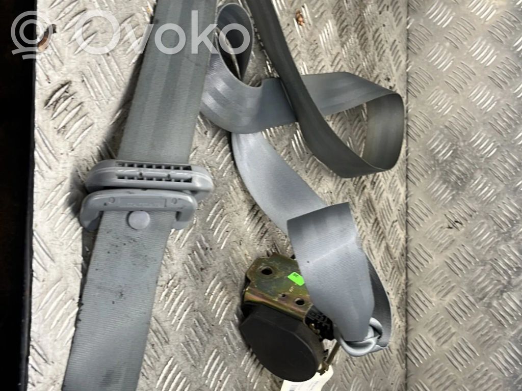 Renault Twingo I Cinturón delantero 