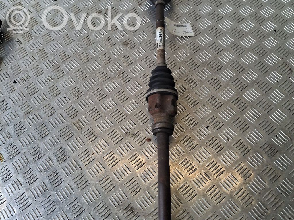 Peugeot 206+ Front driveshaft 
