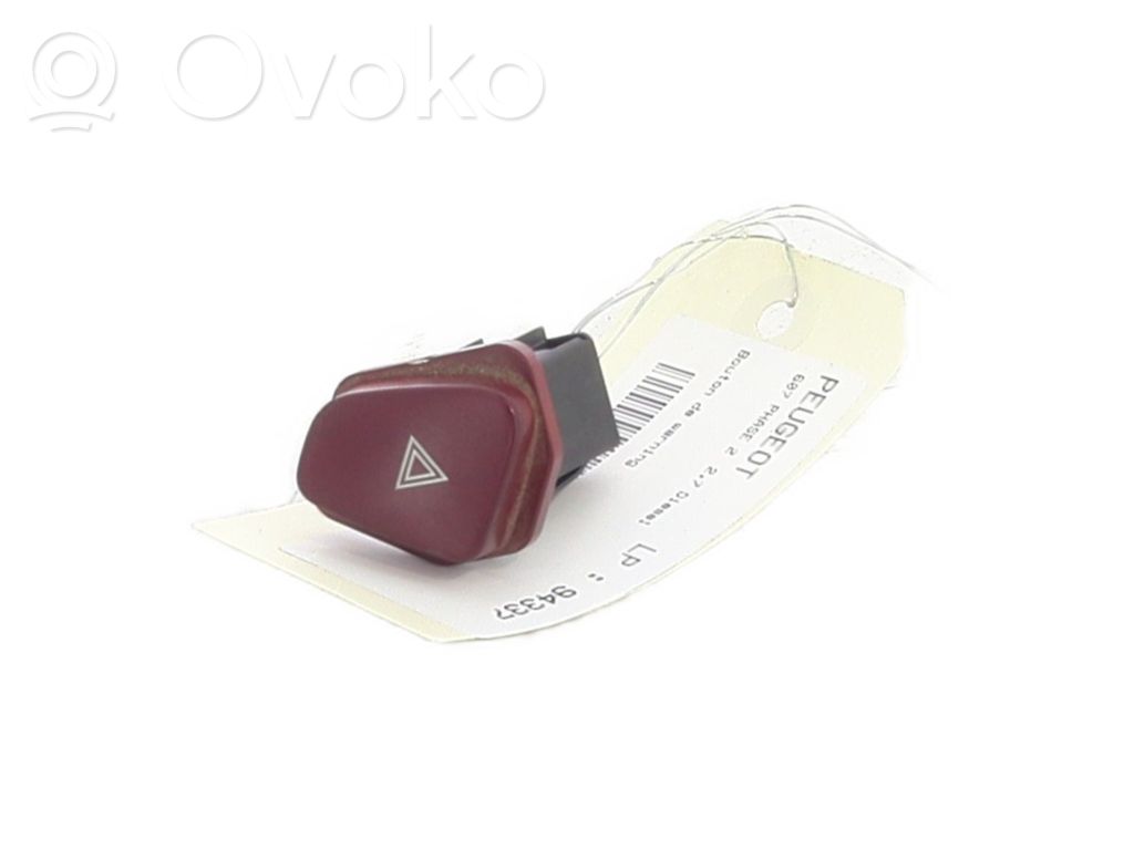 Peugeot 607 Hazard light switch 