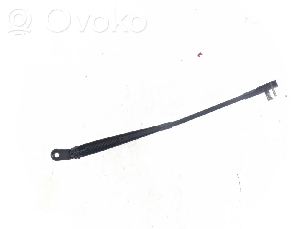 Ramię wycieraczki szyby przedniej / czołowej   8200360824D