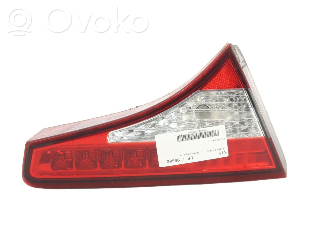 Tailgate rear/tail lights