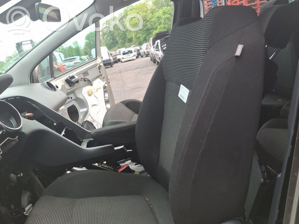 Peugeot 5008 Set de interior 
