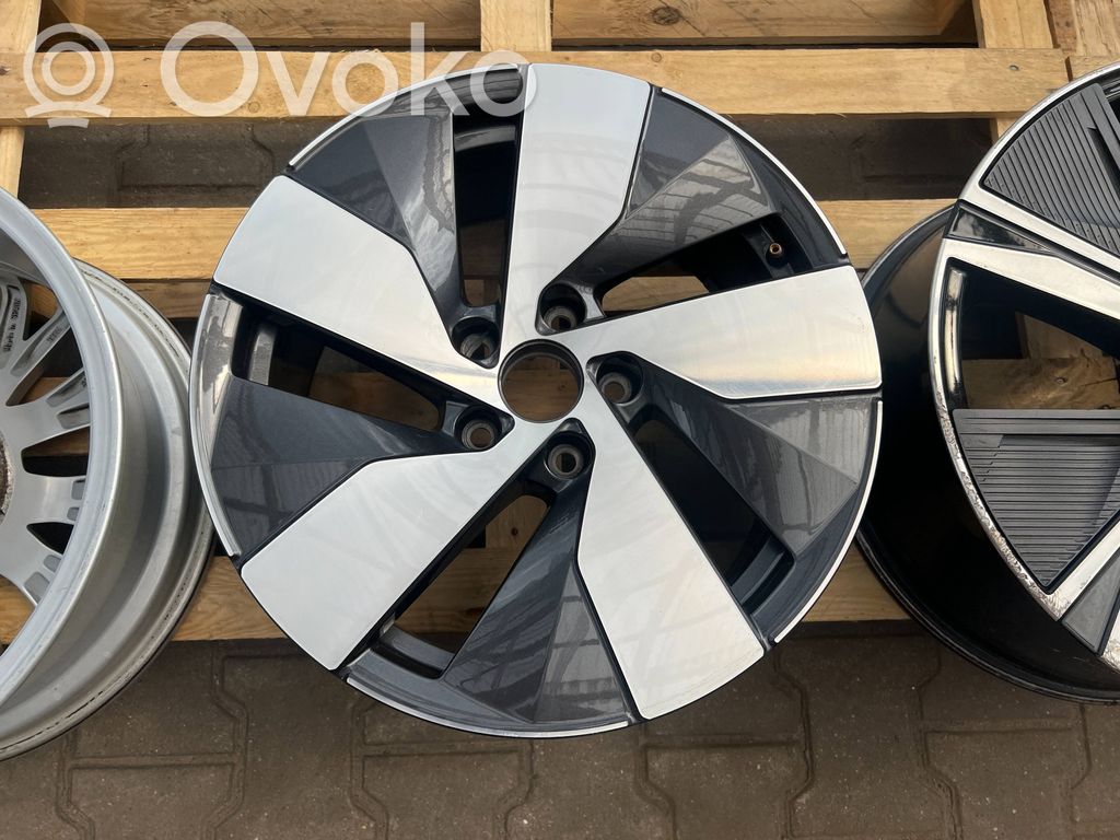Volkswagen PASSAT B9 Felgi aluminiowe R17 