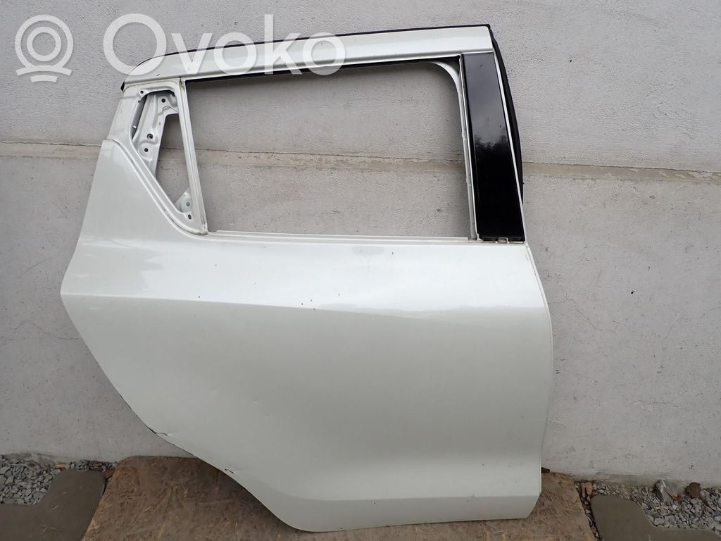 Suzuki Swift II Galinės durys 