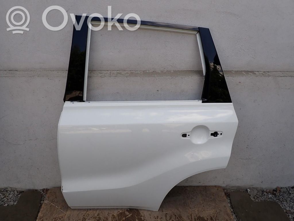 Suzuki Grand Vitara II Puerta trasera 