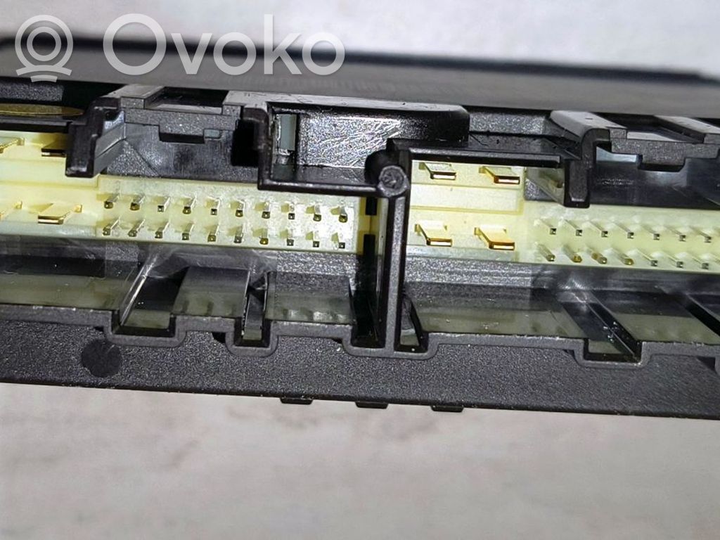Ford Edge II Tailgate/trunk control unit/module 