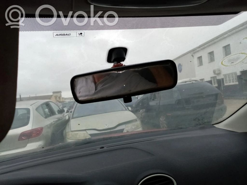 Rear view mirror (interior)