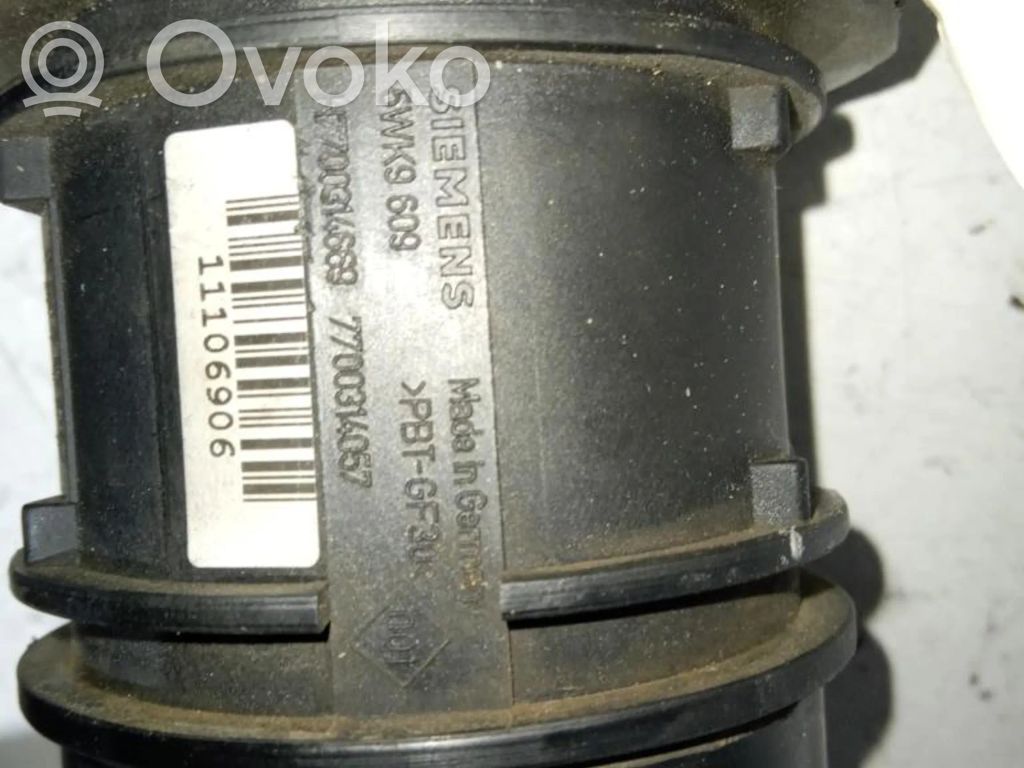 Renault Laguna II Przepływomierz masowy powietrza MAF 