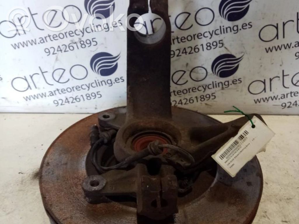 Ford Escort Achsschenkel vorne 