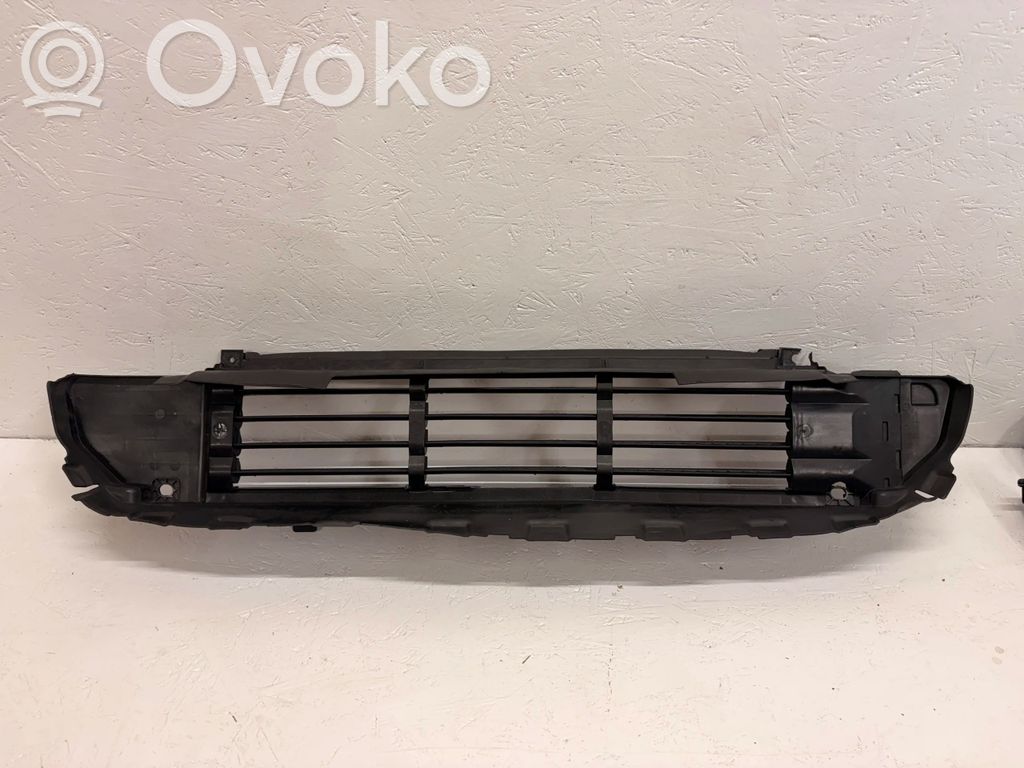 Volvo XC40 Wlot / Kanał powietrza intercoolera 