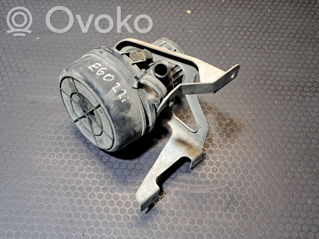 BMW 5 E60 E61 Antrinis oro siurblys 