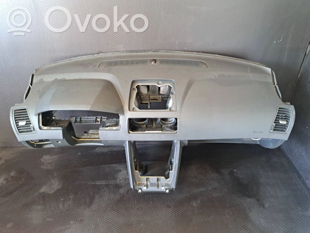 Volvo XC90 Панель 