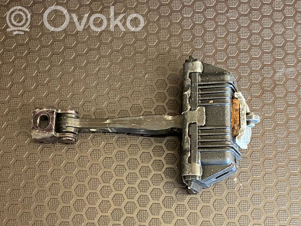 BMW X1 E84 Etuoven pidätin 