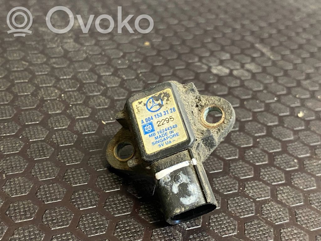 Mercedes-Benz Sprinter W901 W902 W903 W904 Czujnik ciśnienia powietrza 