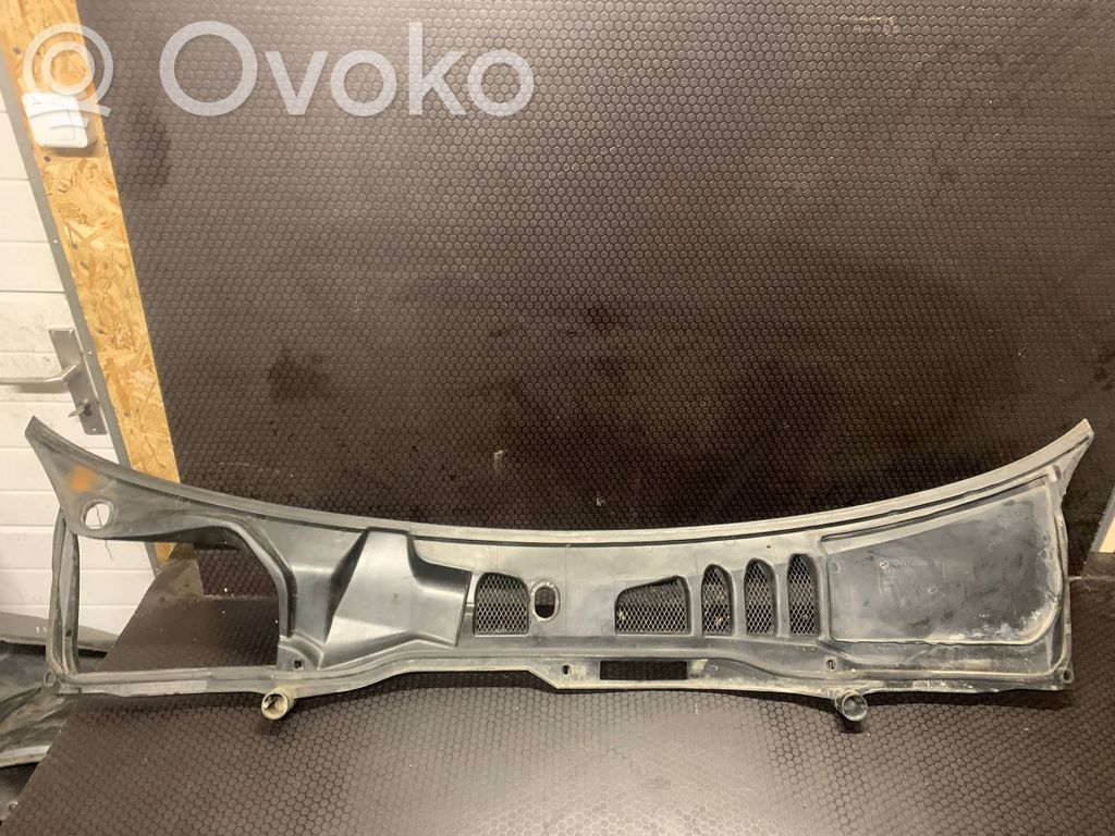 Volvo C70 Podszybie przednie 