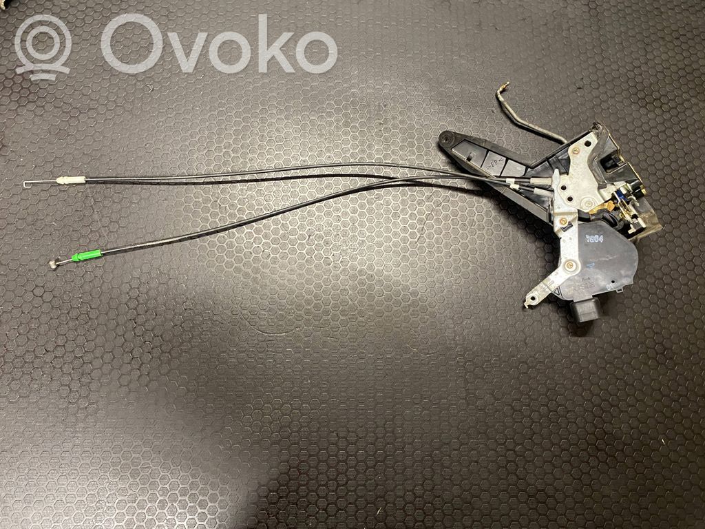 Toyota Corolla Verso E121 Front door lock 