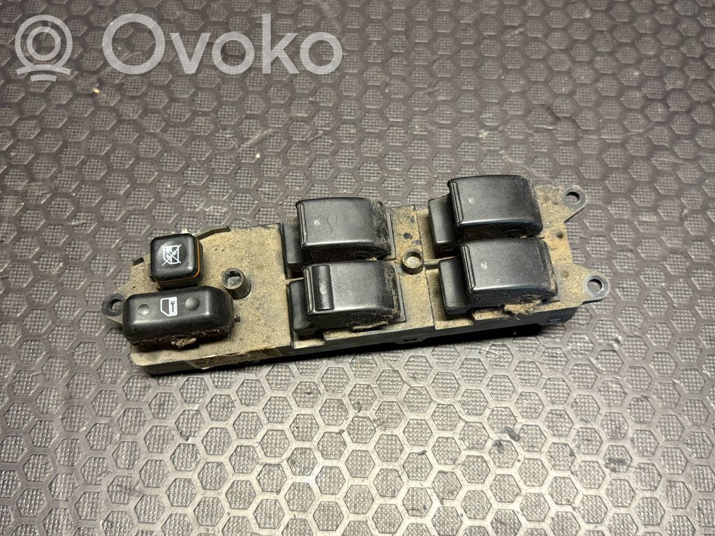 Toyota Avensis T250 Electric window control switch 