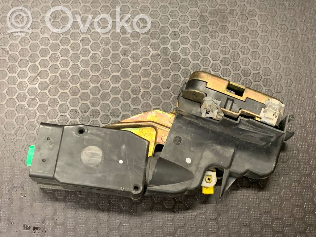 Volvo S40, V40 Передний замок 